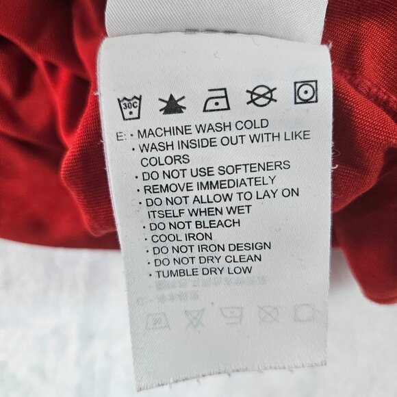 Nike Fit Dry Men's Size M Manchester United T Shirt Red Old Trafford Map On Back - Picture 13 of 16